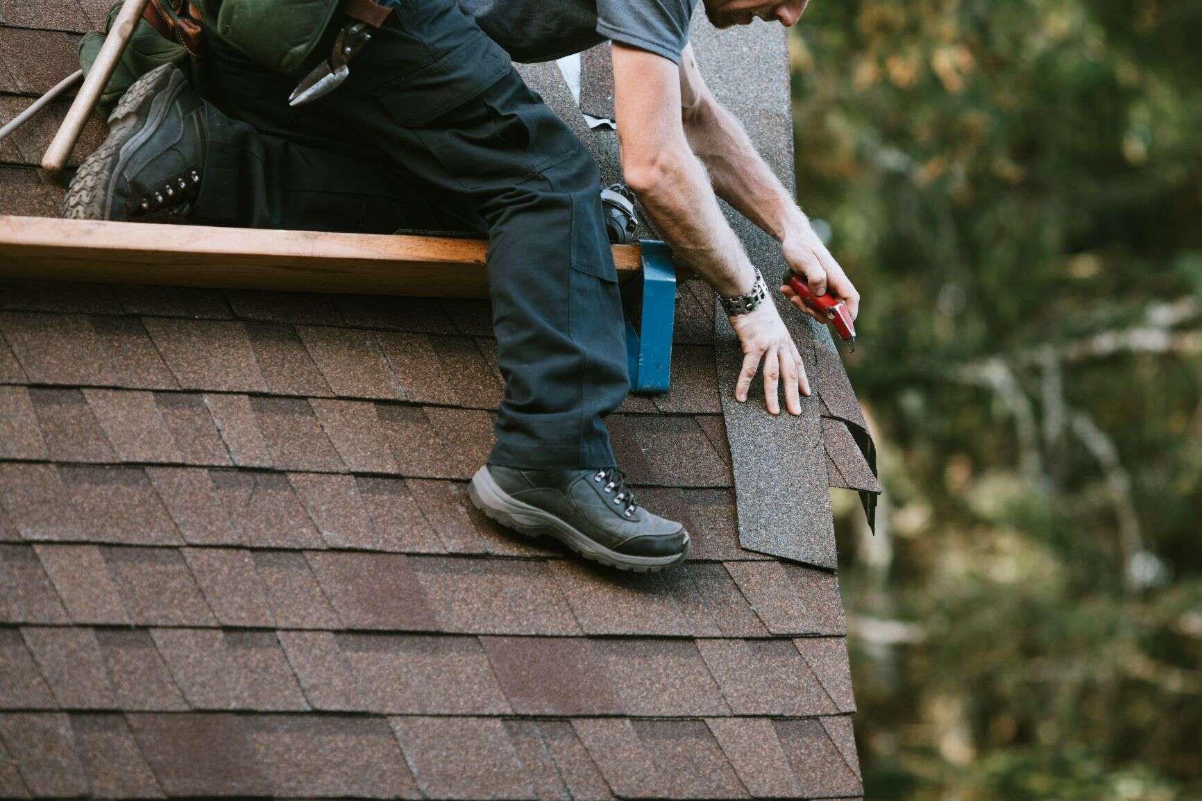 How Do Roofers Help in Maintaining the great factor regarding your Home?