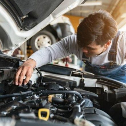 Auto Repair: What To Do While You Wait