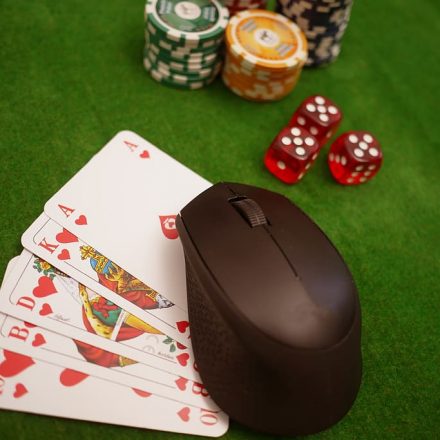 Benefits of playing at best Online Casinos