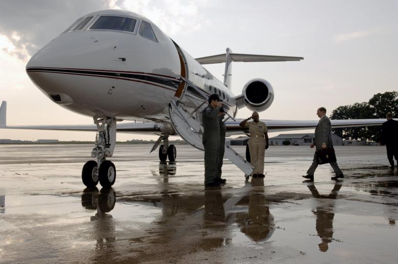 Reasons to Hire a Business Jet Charter